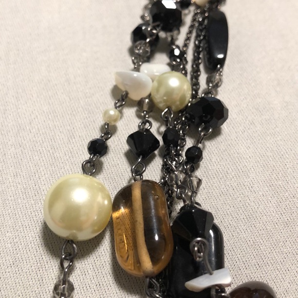 Lia Sophia multi layered and beaded necklace - Picture 3 of 4